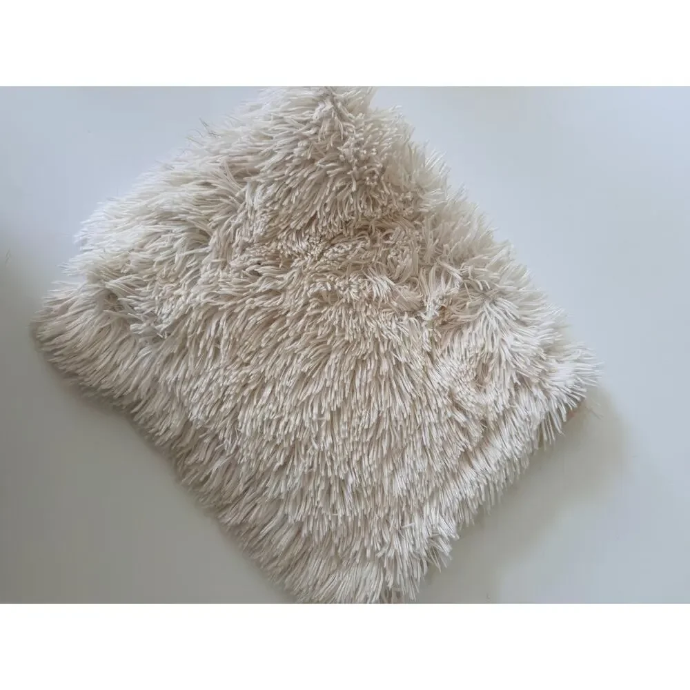 Intelligent Design Faux Fur Shaggy Sham - Excellent Condition